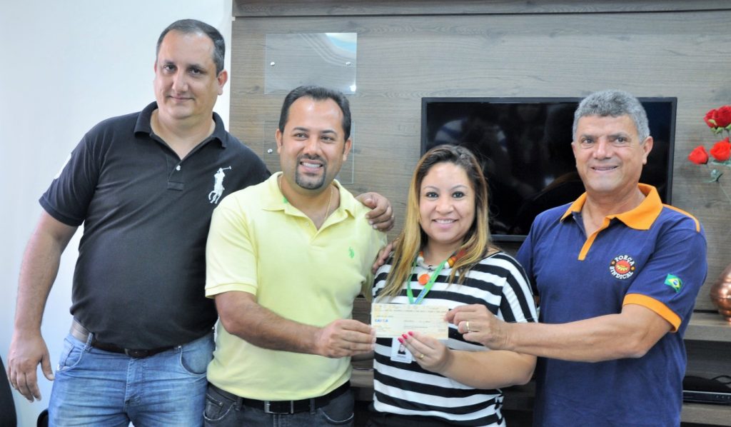 RECURSO ARRECADADO PELA 1ª CORRIDA SINDTTRANS É ENTREGUE