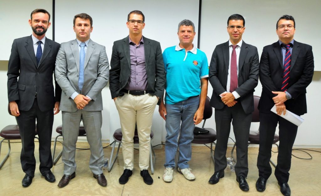 SINDTTRANS REALIZA FÓRUM PARA DISCUTIR REFORMAS