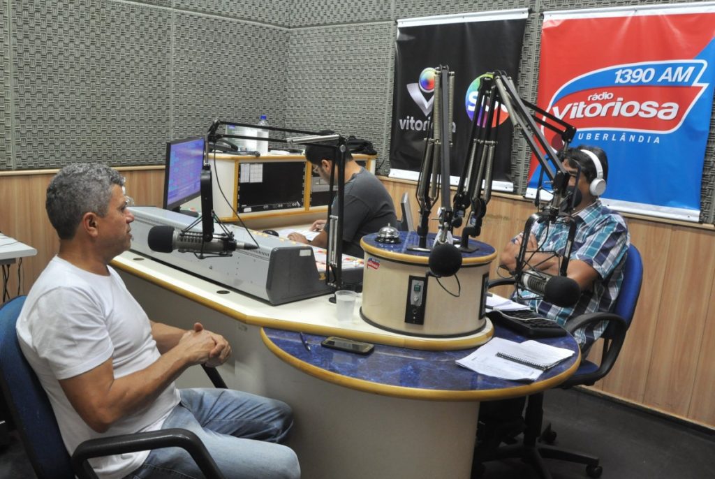 Presidente do SINDTTRANS fala com Rádio Vitoriosa