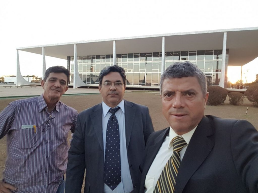 Célio Moreira vai a Brasília levar demandas do Estado