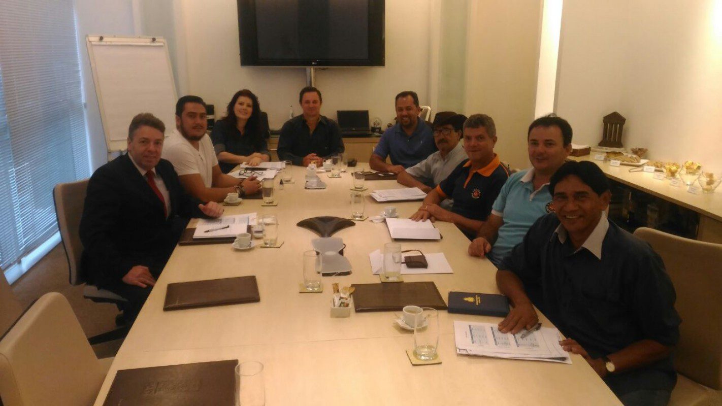 Presidente do SINDTTRANS participa de reunião na Força Minas em Belo Horizonte