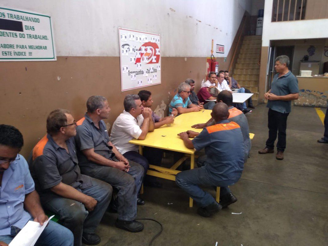 SINDTTRANS realiza assembleia com trabalhadores das empresas Platina/ TransCunha e Da Cunha