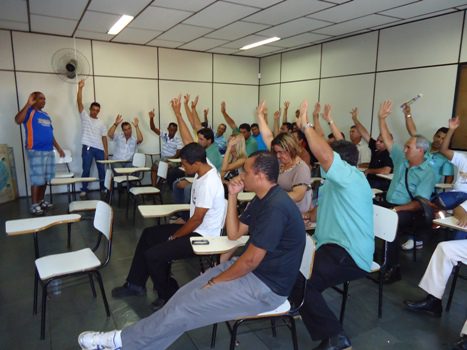 MOBILIZAÇÃO TOTAL Trabalhadores (as) da empresa Sorriso aprovam indicativo de greve