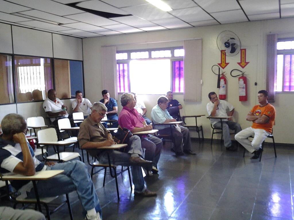 Sindttrans: Reunião e Convites