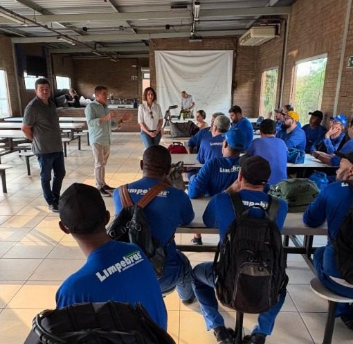 SINDTTRANS realiza assembleias com motoristas da Limpebras e reforça diálogo direto com a base