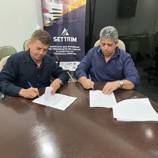 Convenção Coletiva do Transporte Rodoviário de Carga do Triângulo Mineiro é assinada após intensas negociações