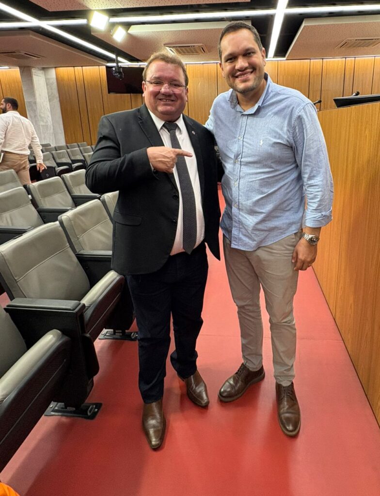 SINDTTRANS participa de seminário nacional que debate o fim da escala 6×1 e a redução da jornada de trabalho