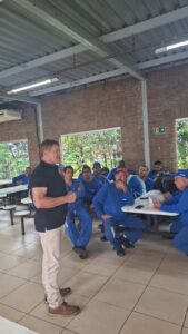 Negociação coletiva na Limpebras garante reajuste salarial e mantém benefícios aos trabalhadores em Uberlândia