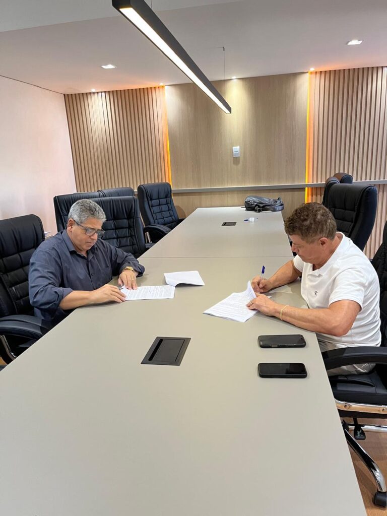 SINDTTRANS assina Convenção Coletiva 2026/2027 e garante novas conquistas para os trabalhadores do transporte rodoviário de cargas